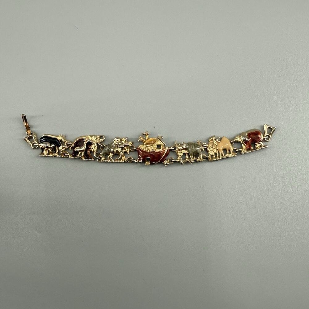 Vintage Noah’s Ark Animal Link Bracelet Gold Tone Enamel Elephant Camel Lion